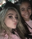 sabrinacarpenter-daily_2886029.jpg