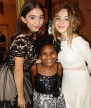 sabrinacarpenter-daily_28129.jpg