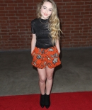 sabrinacarpenter-daily_282529.jpg