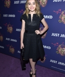 sabrinacarpenter-daily_281329.jpg