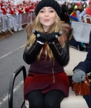 sabrinacarpenter-daily_283329.jpg