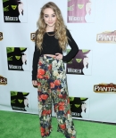 sabrinacarpenter-daily_282129.jpg