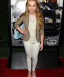 sabrinacarpenter-daily_287329.JPG