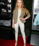 sabrinacarpenter-daily_287729.JPG