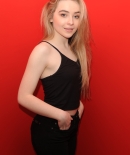 sabrinacarpenter-daily_28529.JPG