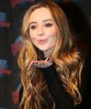 sabrinacarpenter-daily_28329.jpg