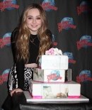 sabrinacarpenter-daily_284329.jpg