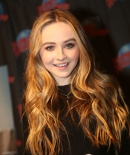 sabrinacarpenter-daily_28529.jpg