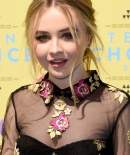 sabrinacarpenter-daily_281929.jpg