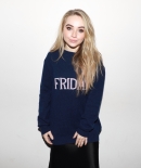 sabrinacarpenter-daily_28229.jpg