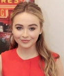 sabrinacarpenter-daily_28129.jpg