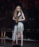 sabrinacarpenter-daily_28129.jpg