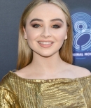 sabrinacarpenter-daily_2811829.jpg