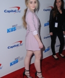 sabrinacarpenter-daily_284129.jpg