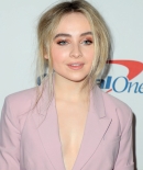 sabrinacarpenter-daily_28429.jpg