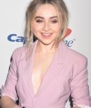 sabrinacarpenter-daily_284729.jpg