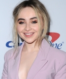 sabrinacarpenter-daily_286429.JPG