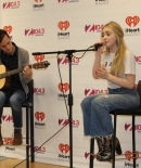 sabrinacarpenter-daily_282029.jpg