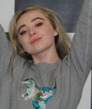 sabrinacarpenter-daily_28329.jpg