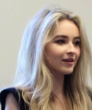 sabrinacarpenter-daily_28529.jpg