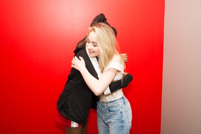 sabrinacarpenter-daily_28129.jpg