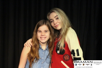 sabrinacarpenter-daily_282029.jpg