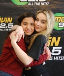 sabrinacarpenter-daily_282229.jpg