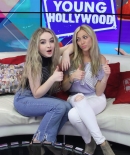 sabrinacarpenter-daily_281329.jpg