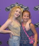 sabrinacarpenter-daily_281329.jpg