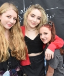 sabrinacarpenter-daily_2810029.jpg