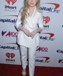 sabrinacarpenter-daily_28329.jpg