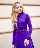 sabrinacarpenter-daily_281029.jpg