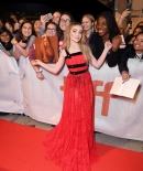 sabrinacarpenter-daily_282629.jpg