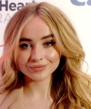 sabrinacarpenter-daily_28429.jpg