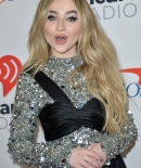 sabrinacarpenter-daily_286829.jpg