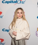 sabrinacarpenter-daily_283629.jpg