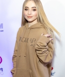 sabrinacarpenter-daily_28129.jpg