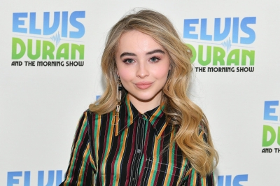 sabrinacarpenter-daily_28329.jpg