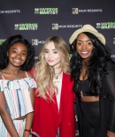 sabrinacarpenter-daily_28229.jpeg