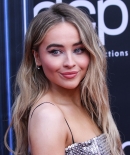 sabrinacarpenter-daily_2820729.jpg