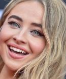 sabrinacarpenter-daily_285329.jpg