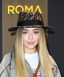 sabrinacarpenter-daily_28229.jpg