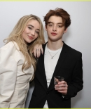 sabrinacarpenter-daily_281329.jpg