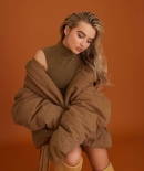 sabrinacarpenter-daily_28120729.jpg