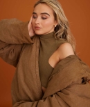 sabrinacarpenter-daily_28127529.jpg