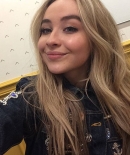 sabrinacarpenter-daily_2825829.jpg