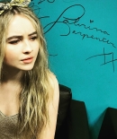 sabrinacarpenter-daily_2814229.jpg