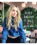 sabrinacarpenter-daily_2815229.jpg