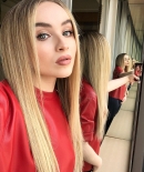 sabrinacarpenter-daily_2816729.jpg