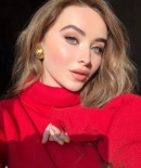 sabrinacarpenter-daily_284229.jpg